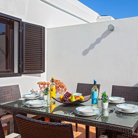 Jesus Lanzarote-papagayo Vila Yaiza (Lanzarote)